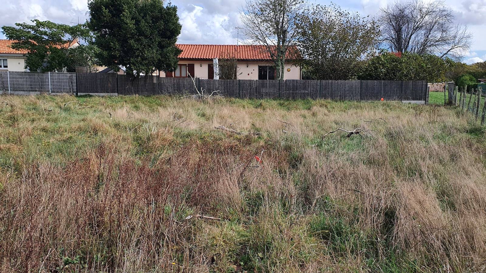 Vente d’un terrain viabilisé dans la commune de SAINT-MEDARD EN JALLES proche de Bordeaux 