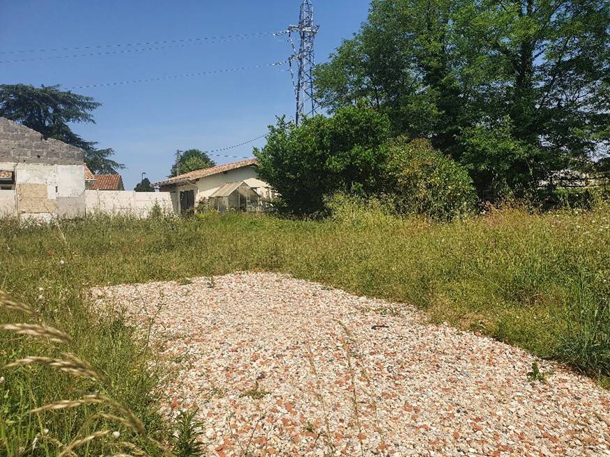 Vivre dans un secteur calme à côté de Bordeaux centre dans la commune de Floirac