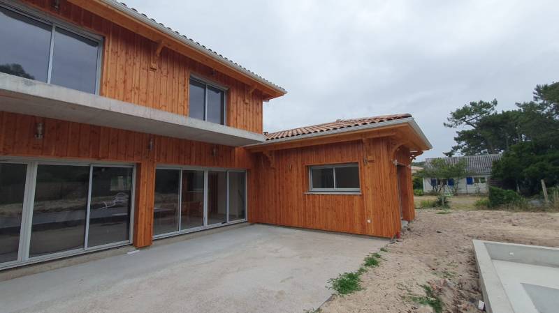 Une maison éco-responsable près de l’océan dans le Médoc à Lacanau