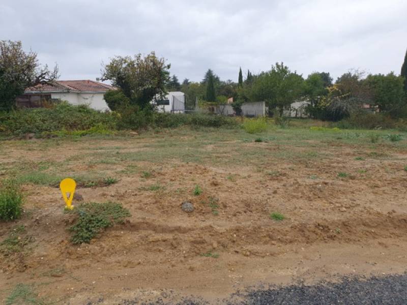 Vente d’un terrain à bâtir pour construire une maison contemporaine vers Bordeaux 