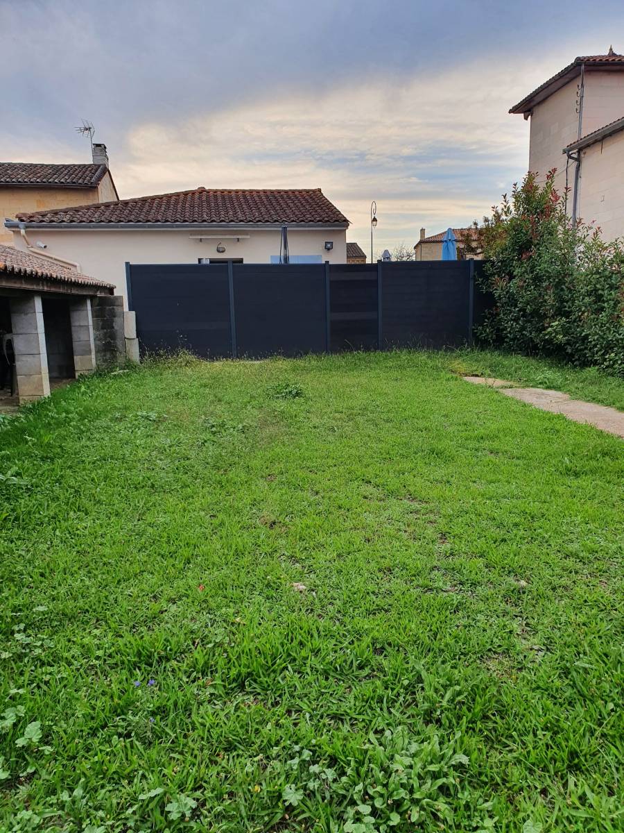 Vente d’un grand terrain aux alentours des villes de Libourne et Bordeaux