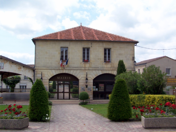 Vivre et aller à l'Eglise de Targon