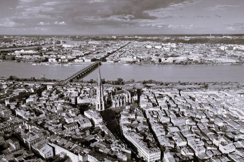 L'histoire de Bordeaux à travers les années
