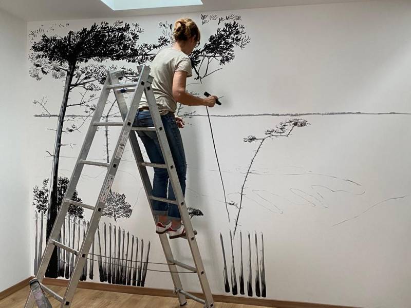 Peintre artiste Lucie Giraldes sur le Bassin d’Arcachon en Gironde 